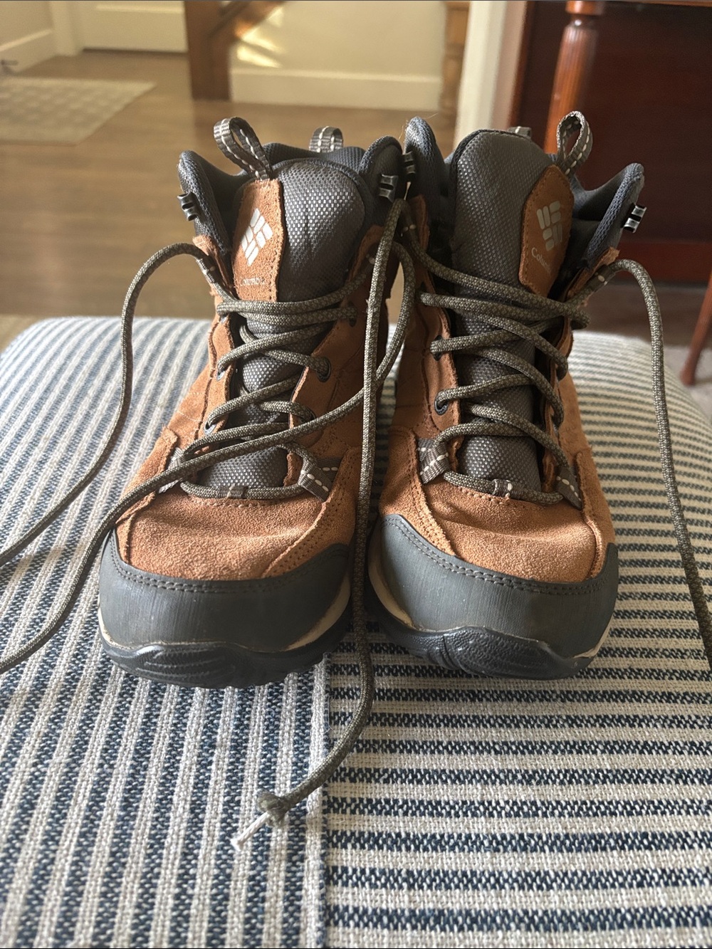 Columbia womens Brown and Gray Trail Boots size 7